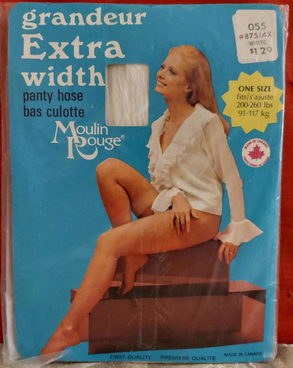 Vintage Pantyhose Rare Moulin Rouge Color White Queen BSECP2