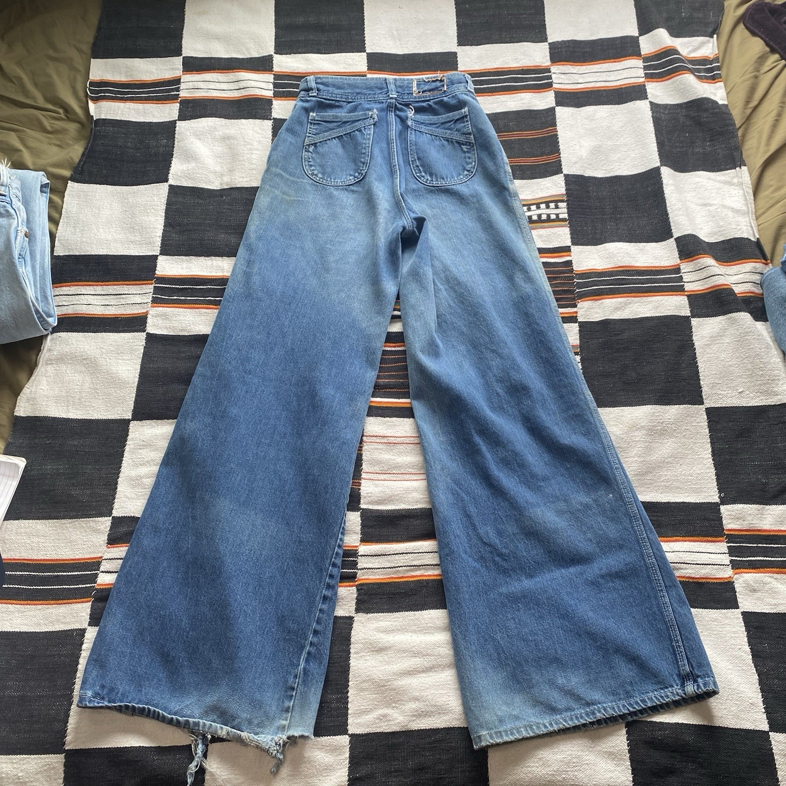Vintage 70’s Levi’s Bell Bottom Denim Jeans. Boho. Hippie. Festival. Size 25/32.