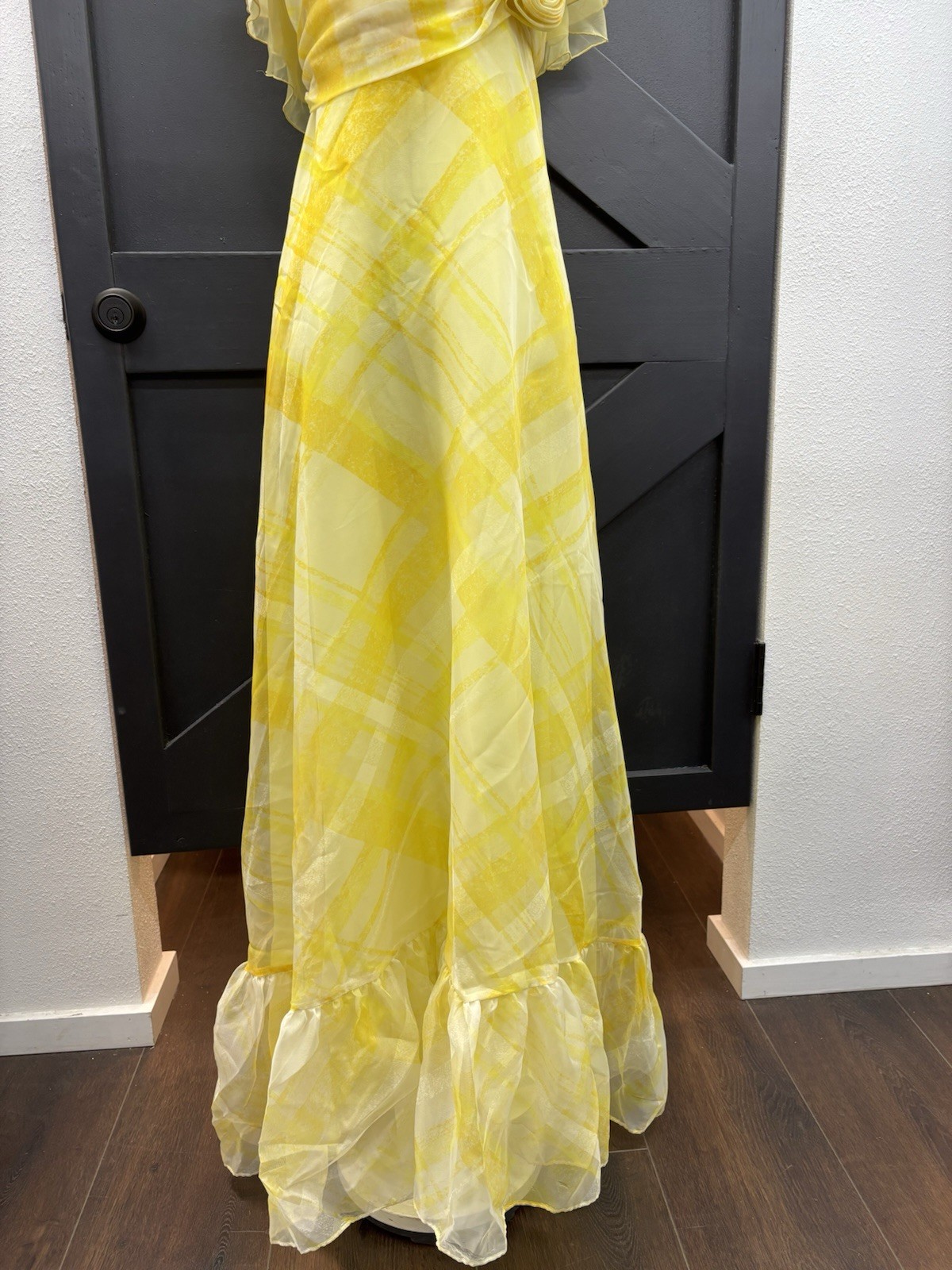 1970s Yellow Plaid Ruffled Floral Party Maxi Dress Gown Summer Spring ILGWU VTG