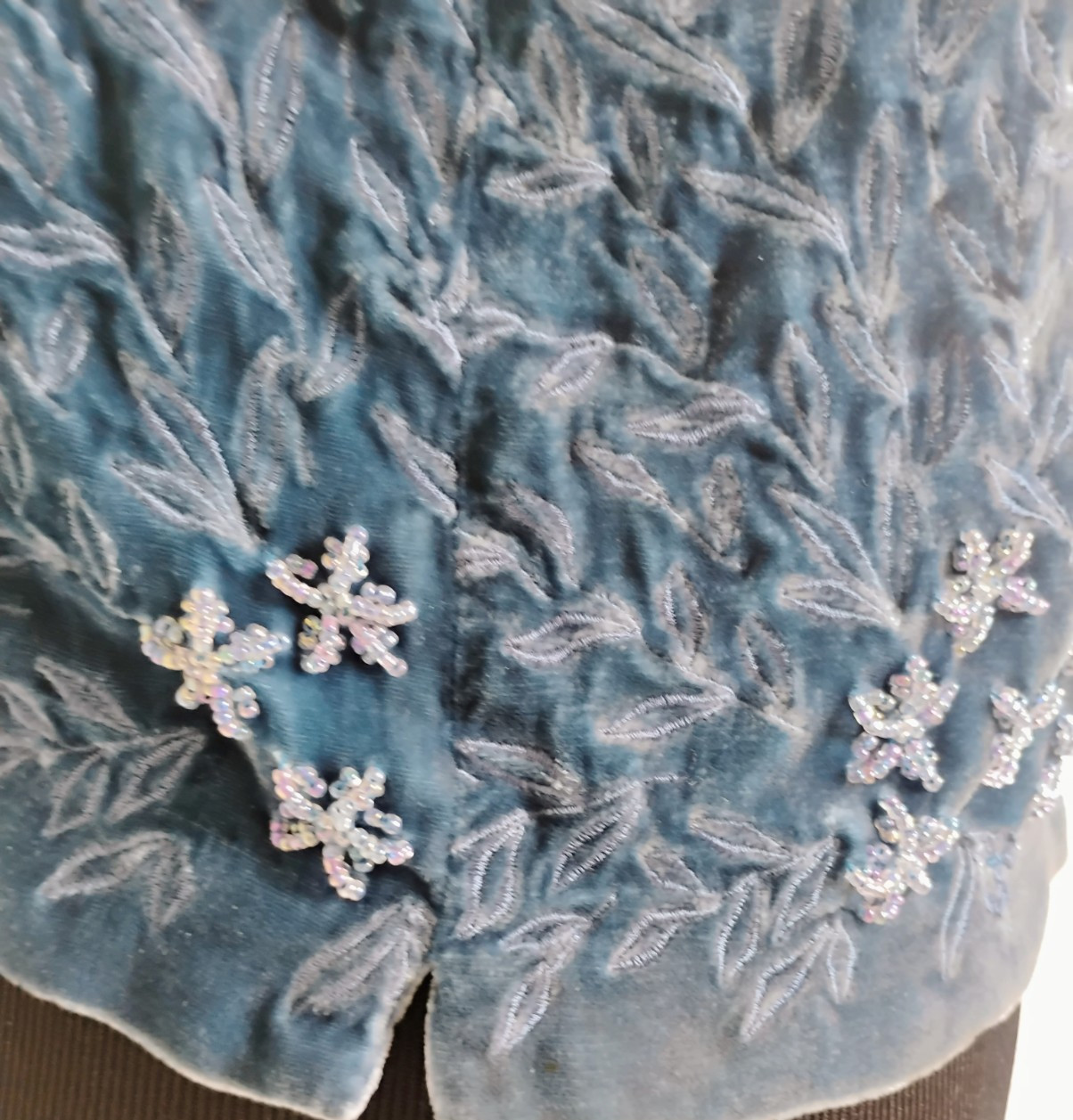 Vintage Field & Manor Teal Velvet beaded & embellished Top Size 8