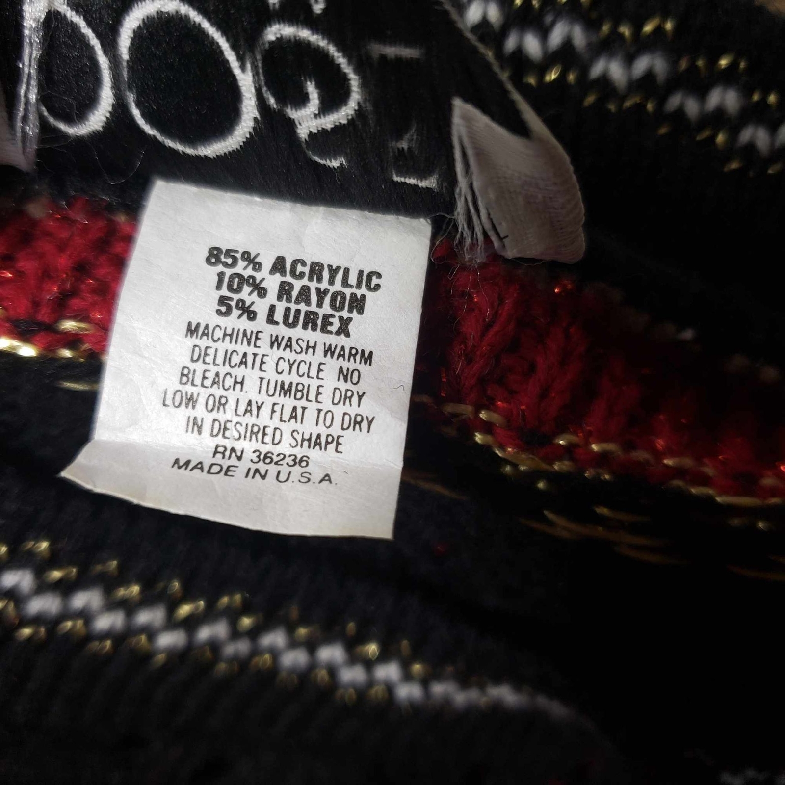 Rose Vintage *Large Black Metallic Gold Red Open Weave Knit Acrylic Blnd Sweater