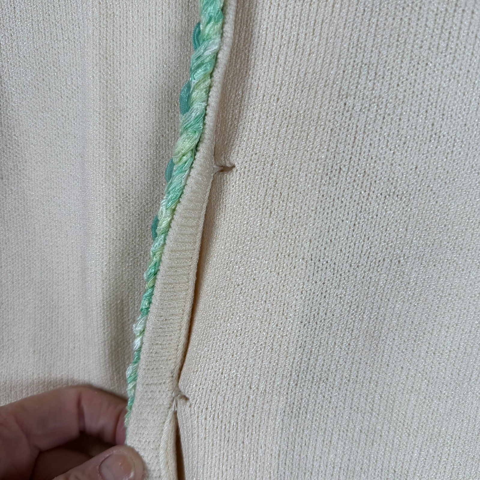 J.S.S. Vintage Women Wool Viscose Knit 2 Piece Cardigan Skirt Set Cream Green