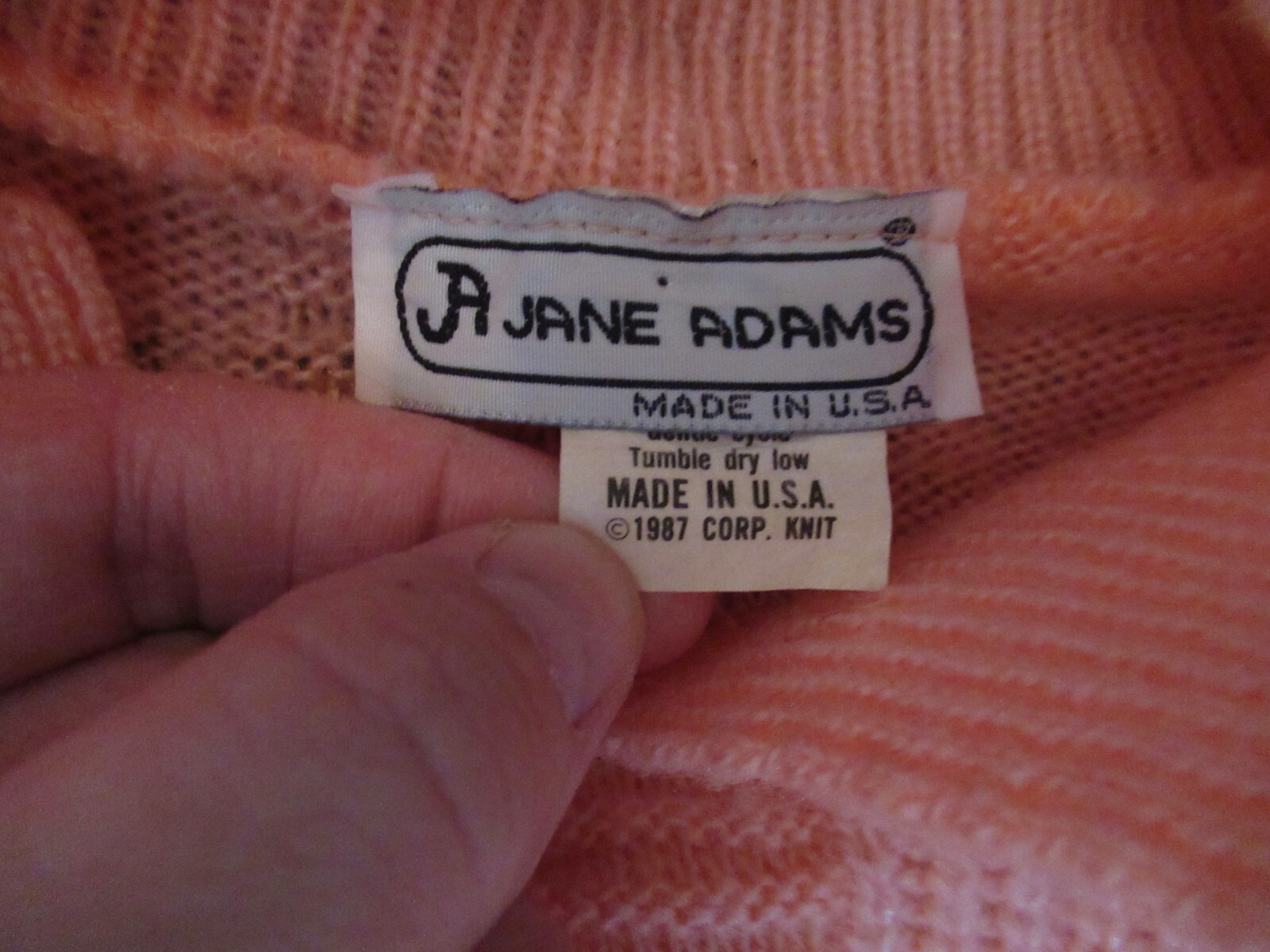 Totally 80’s Vintage Jane Adams Peach Pink Diamond Knit Collared Preppy Sweater