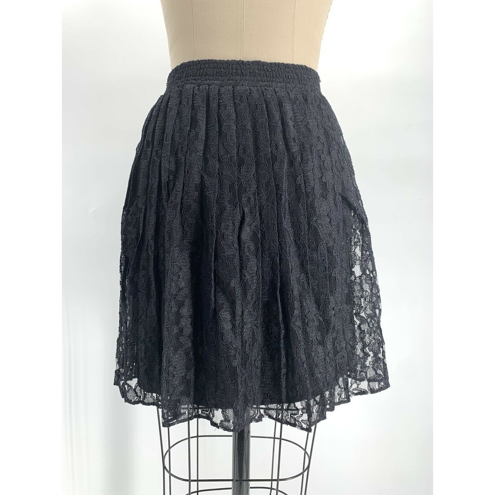 Vintage Y2k 90’s Black Lace Pleated Grunge Goth Punk Steampunk Short Skirt Sz S