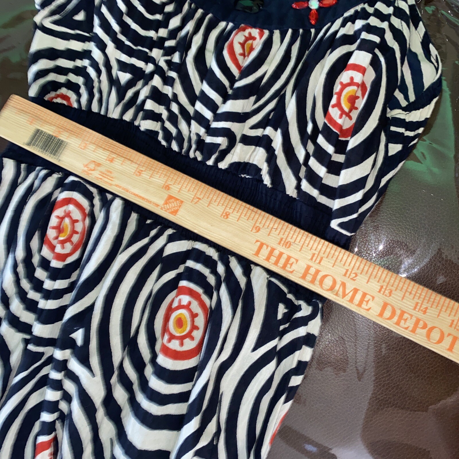 VTG PSYCHEDELIC B/W SWIRLS EMPIRE ELASTIC WAIST JEWELS NECKLINE DRESS M ngg