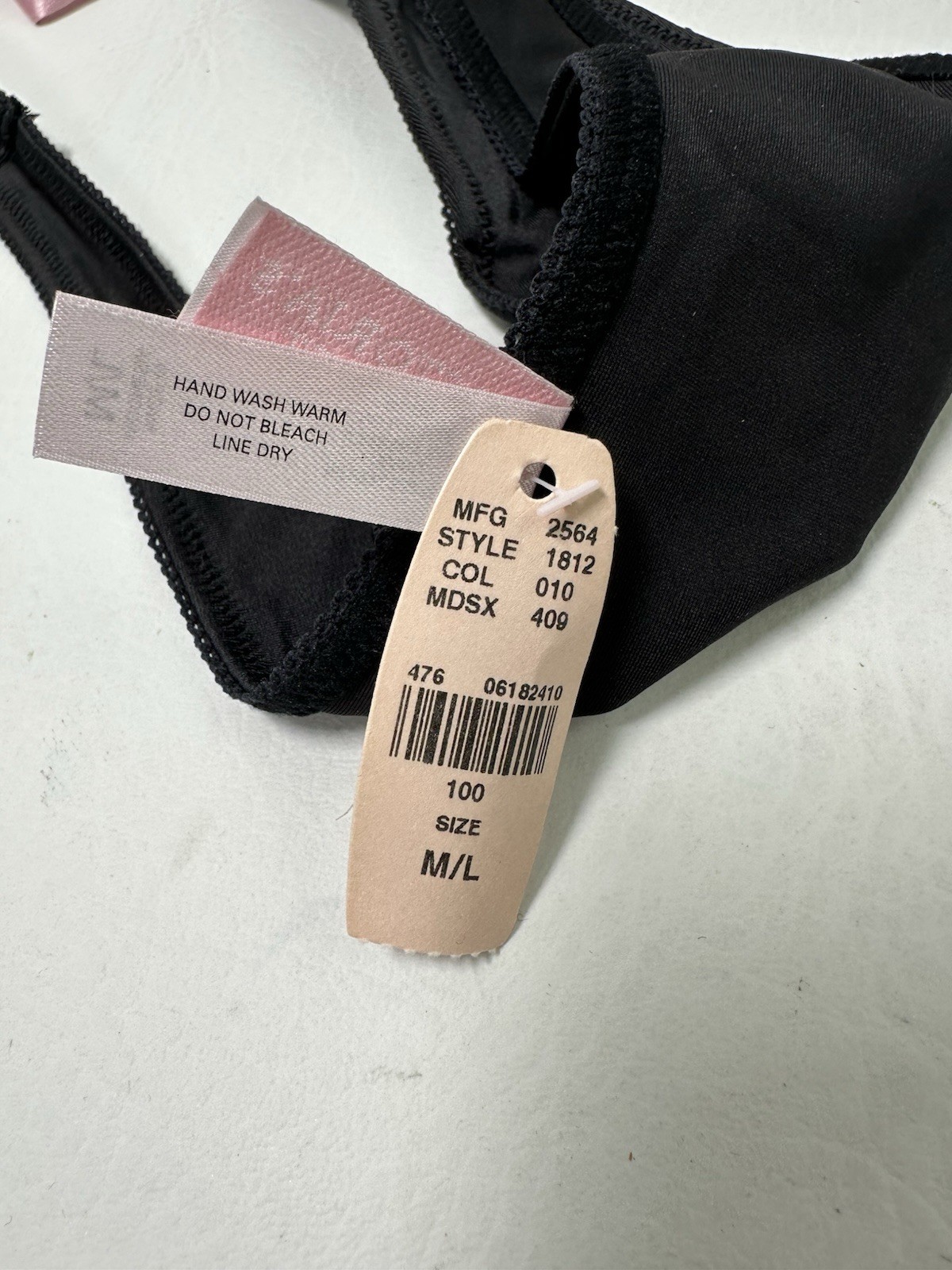 Vintage Y2K VICTORIA’S SECRET Thong Panties Size M/L RIBBON Pink Black NWT 2004