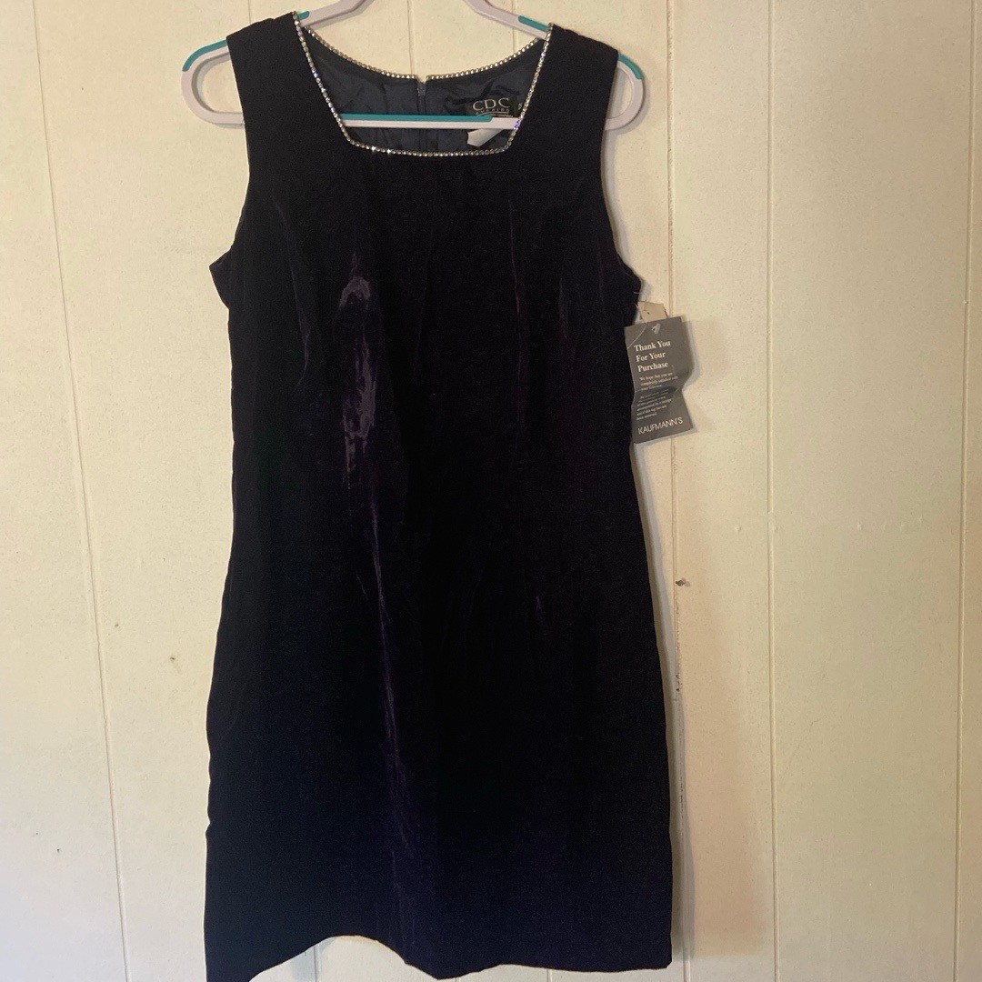 NWT CDC Womens Deep Purple Velvet Cocktail Dress Size 12 Embellished Vintage