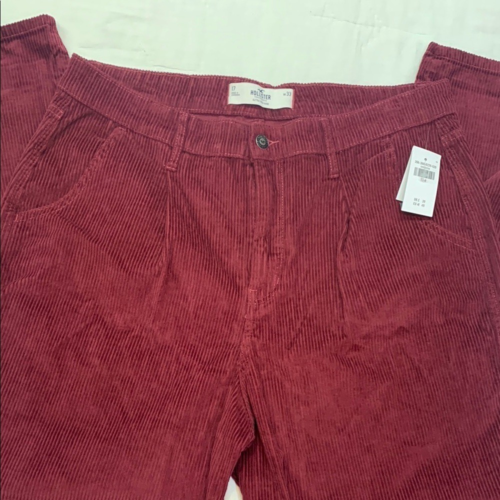 NWT Preppy Retro Hollister 17R Ultra High-Rise Pleated Corduroy Pants Burgundy