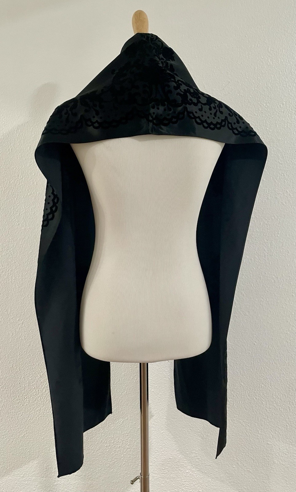 VTG 90s/Y2K Renaissance Style Satin/Velvet Black Maxi Dress Goth Prom Party Sm