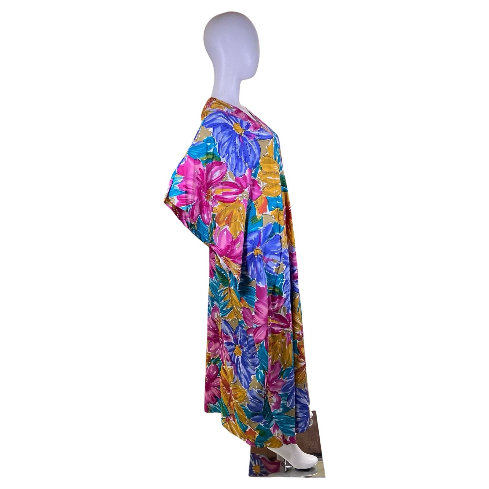 1970s Ruth Norman Neiman Marcus Floral Kaftan Dress Resortwear