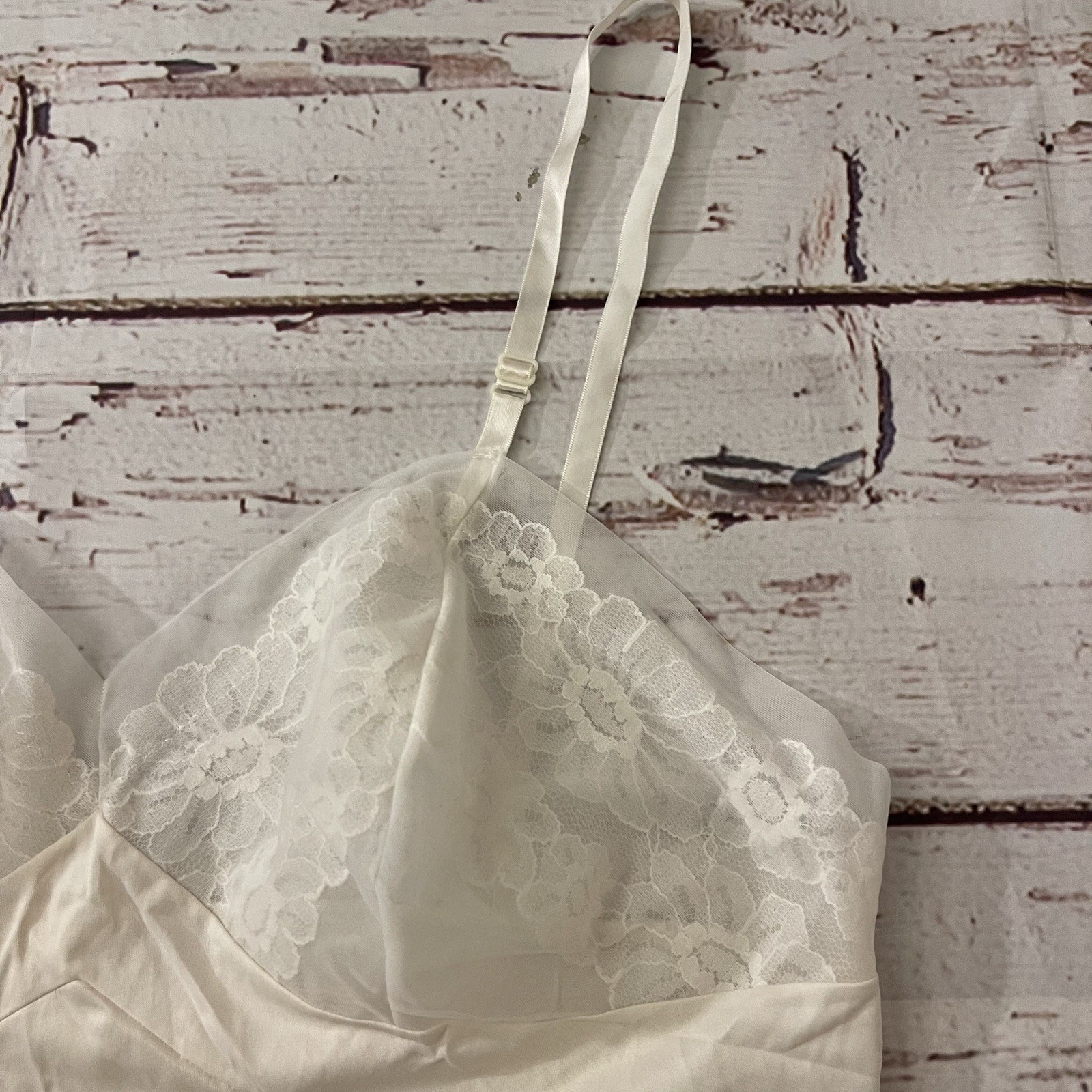 Vintage Vanity Fair Nightgown Size 38 Tricot All Nylon Lace Lingerie Womens Sexy