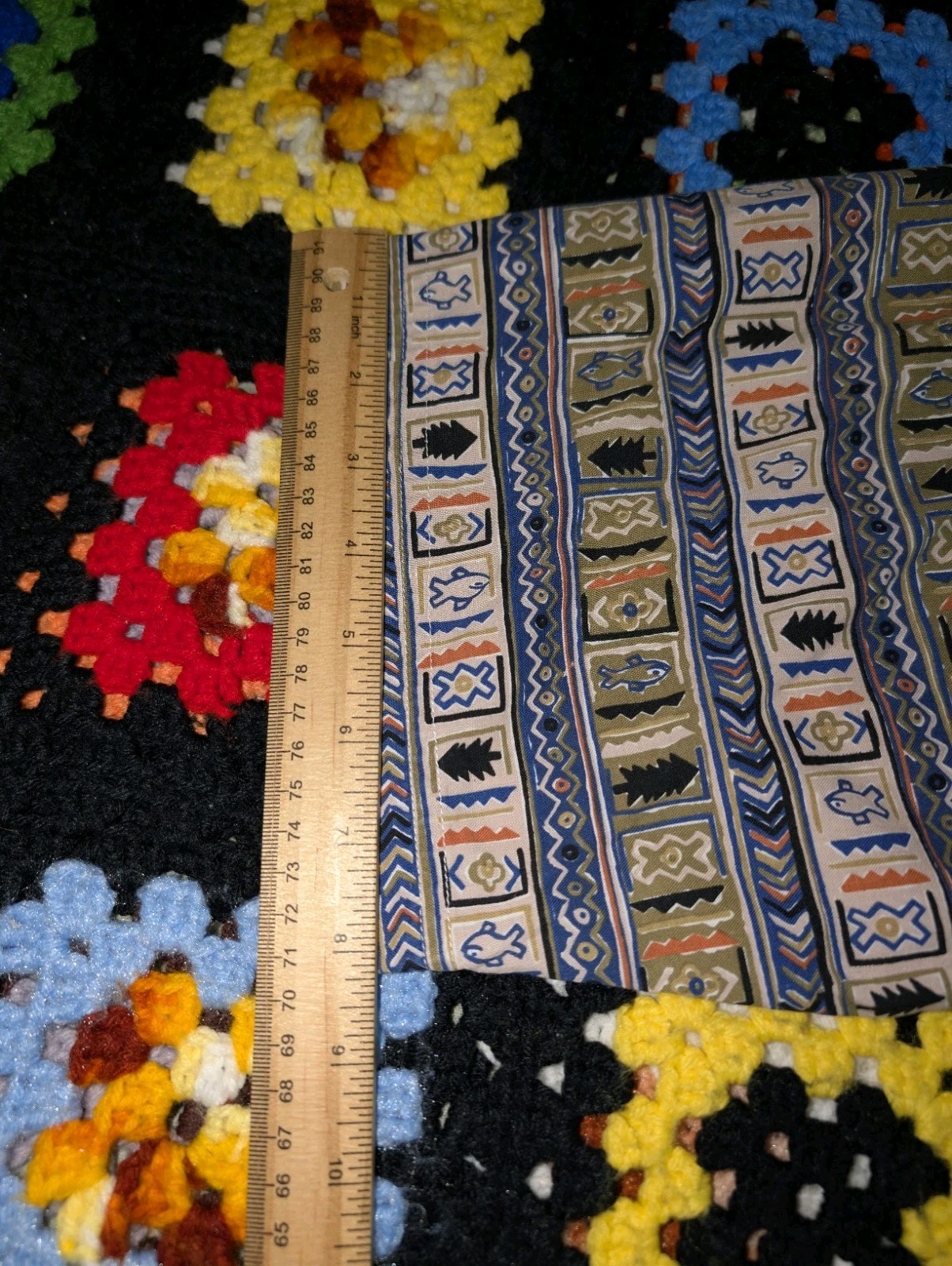 Vintage Columbia Shirt Women’s Medium? Multicolor Aztec Fish Print Button Up