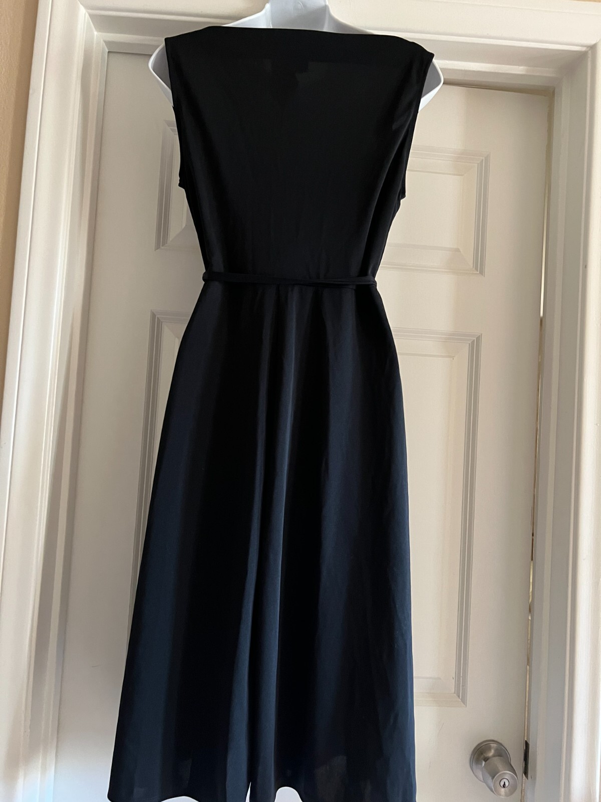 EXPRESS BLACK SLEEVELESS SIMPLE ELEGANT DRESS COWL NECK SZ 9/10 GORGEOS NEW