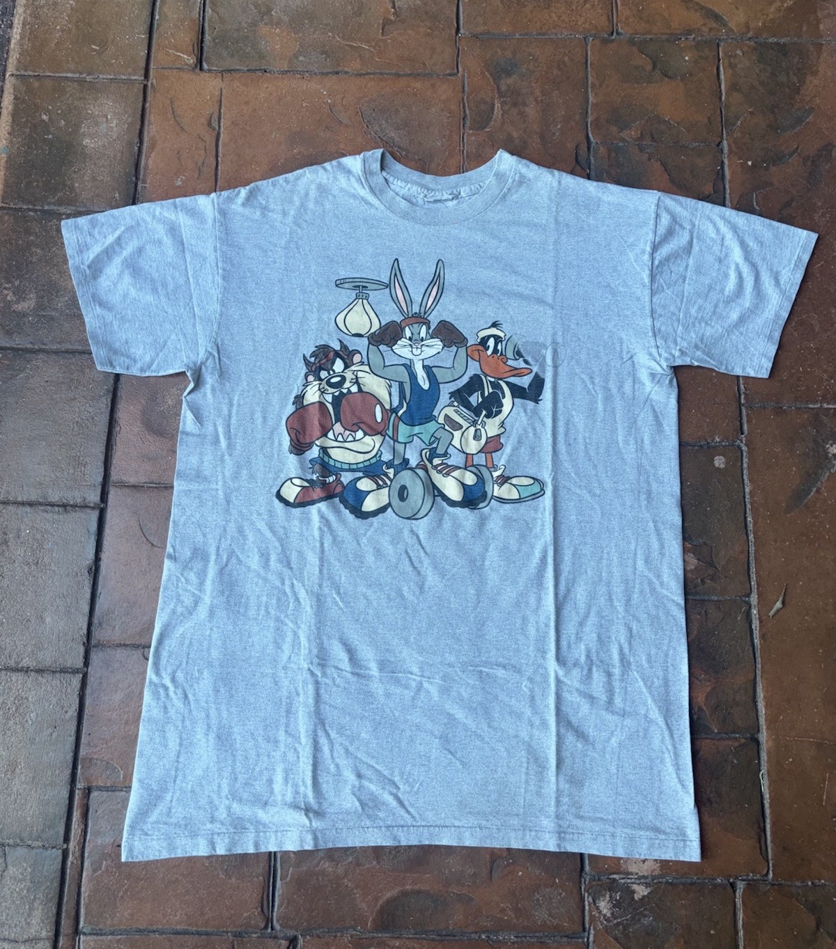 Vintage 90s Looney Tunes Bugs Bunny Daffy Taz Workout T-Shirt OSFA Sleep