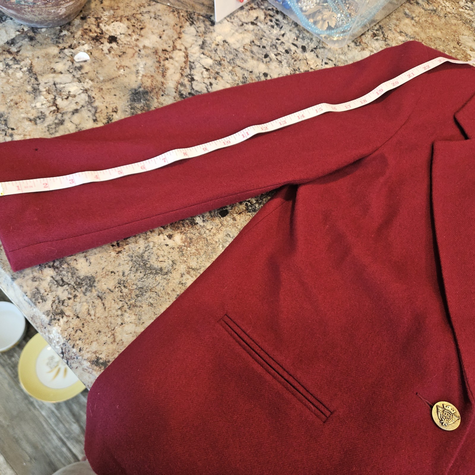 Sag Harbor Burgundy Wool Blend Blazer Women’s Size 12 Gold Crest…
