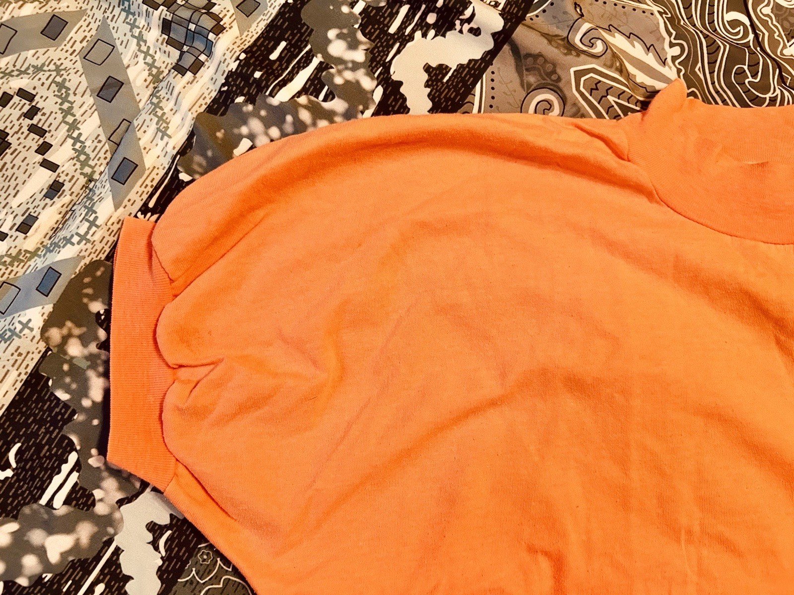 VTG 80’s Mock Turtle Neck Short Cap Sleeve T-Shirt Peach Single Stitch W’s L USA