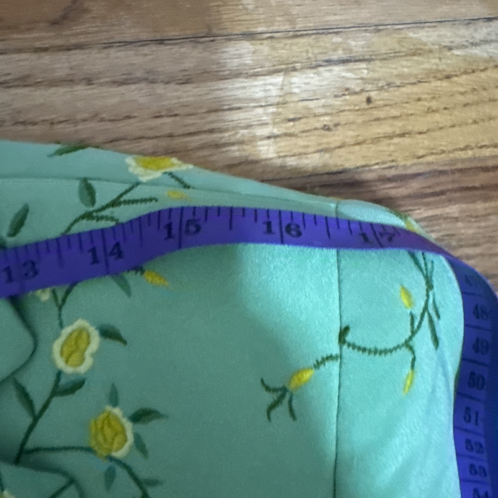 Vintage Rena Rowan Fully lined Grass Green Embroidered Silk Blazer Size 8