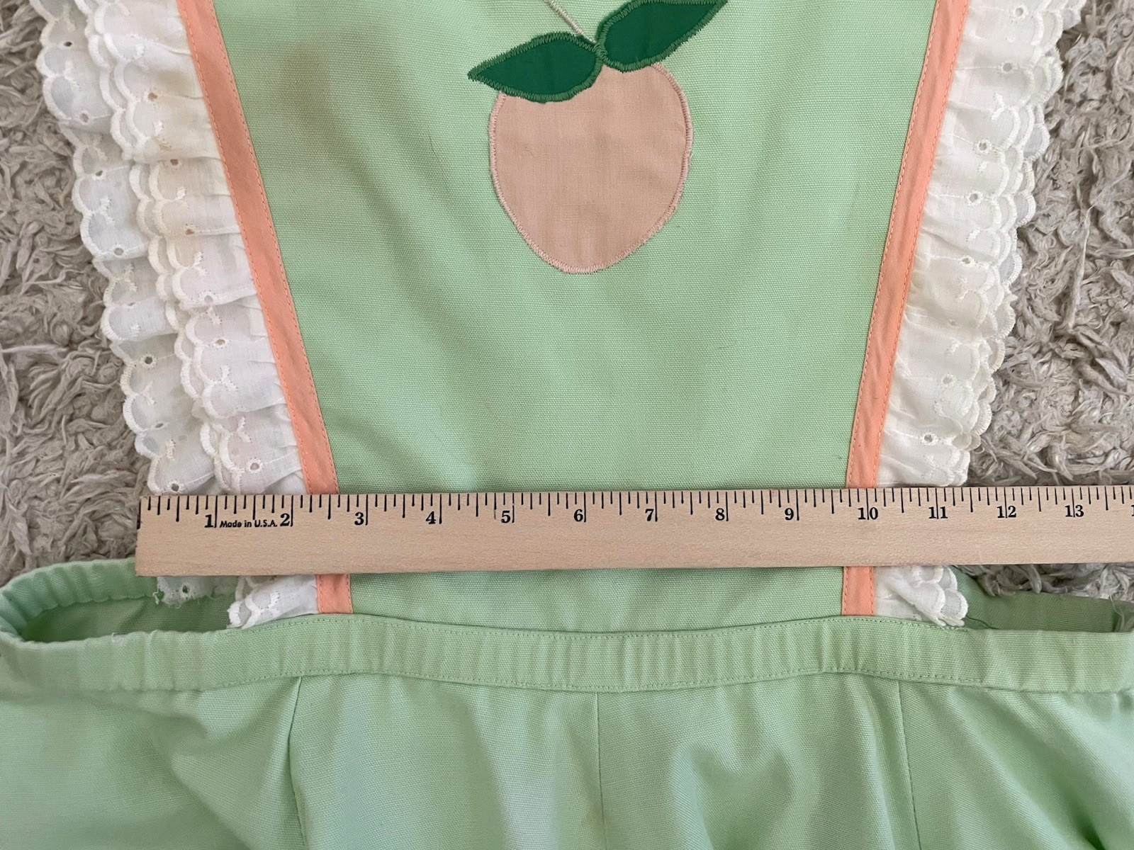 Vintage Handmade Apron Dress Novelty Fruit Applique Eyelet Lace Ruffle Trim LG