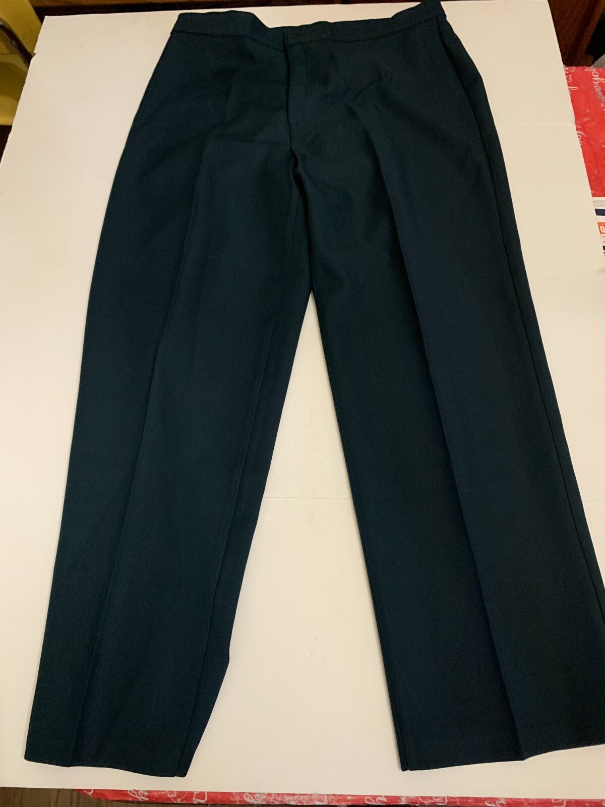 Vintage 1980’s Levi’s Forest Green Women’s Pants Wide Bottoms Size 38