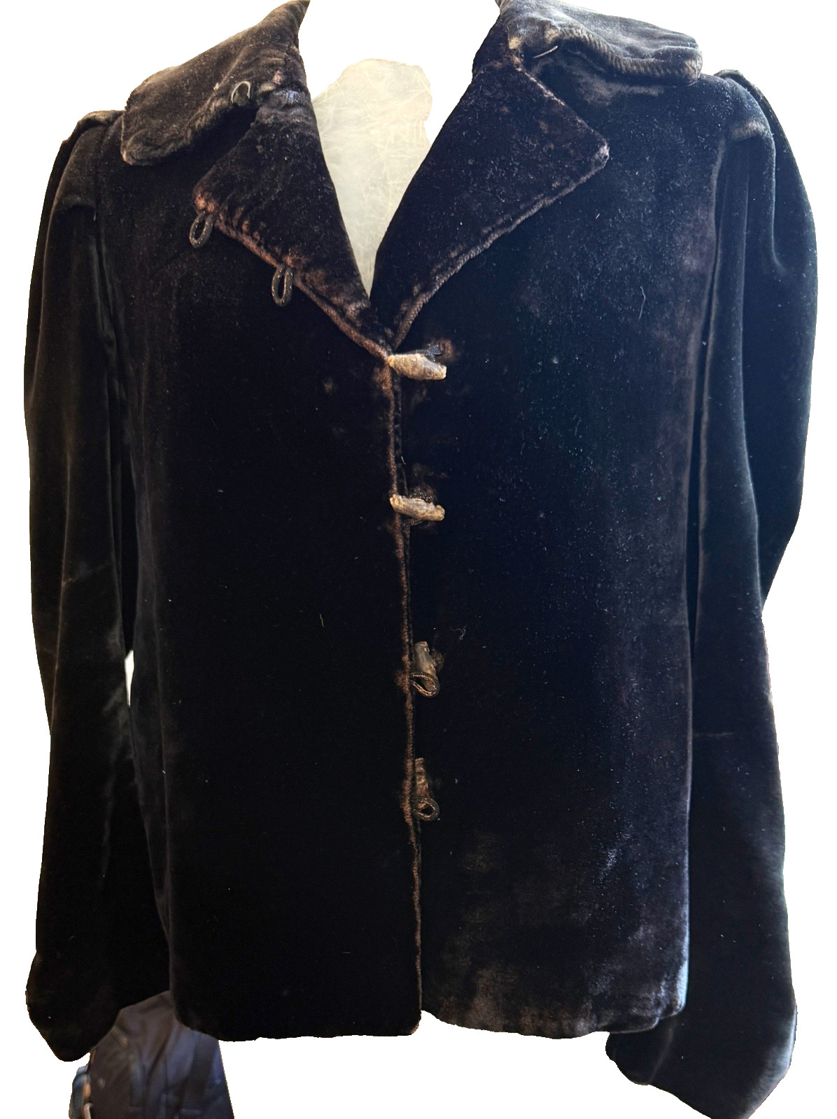Antique 1940s Quilted Black Velvet Jacket w/ Dolman Sleeves Roll Collar B215