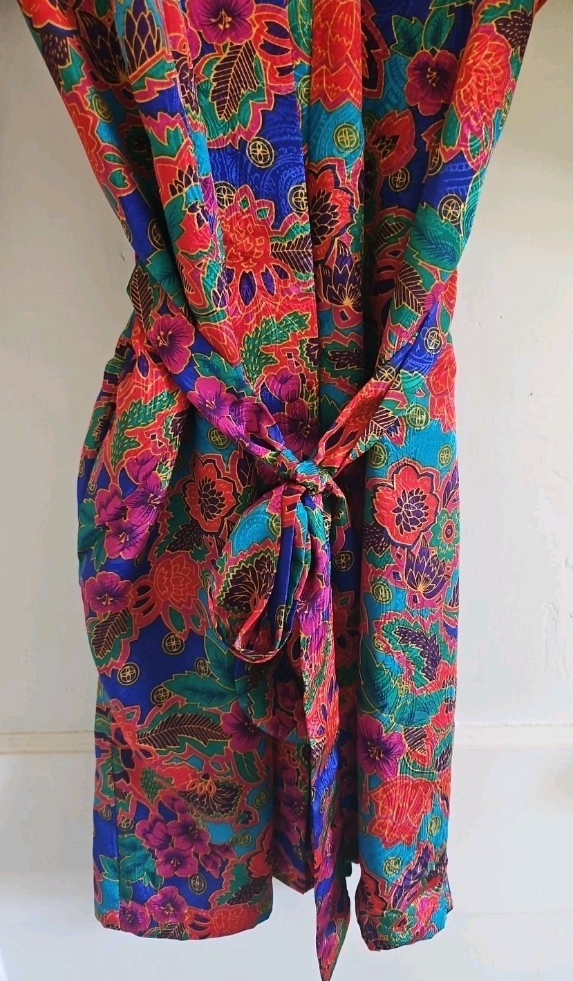 Vintage Inner Most 3 pc Short Robe and Short Set Floral in Women’s size M