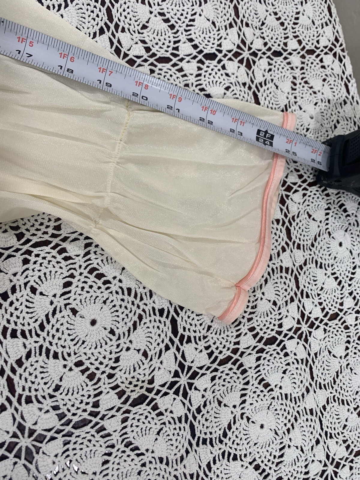 Vintage Movie Star Nightgown Womens M Pastel Cream Nylon Long Sleeves Lingerie