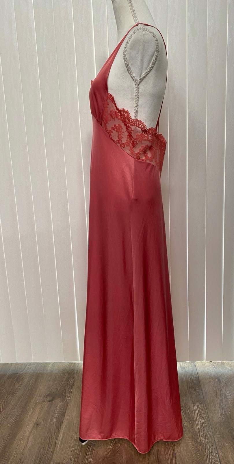 Vintage Gilead Lace 38 Full Length Maxi Nightgown Slip Thulian Pink