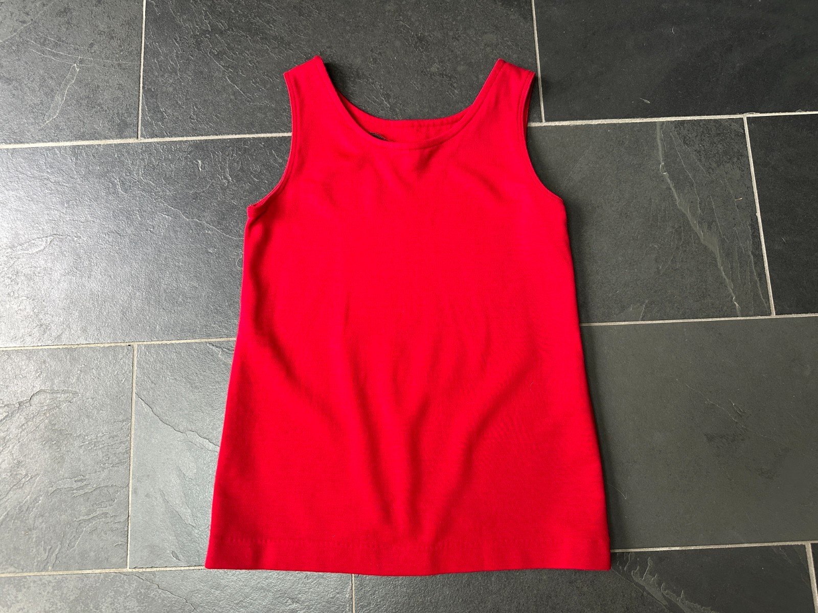 Vintage 1970s Red Heavy Knit Tank Top Queen Casuals