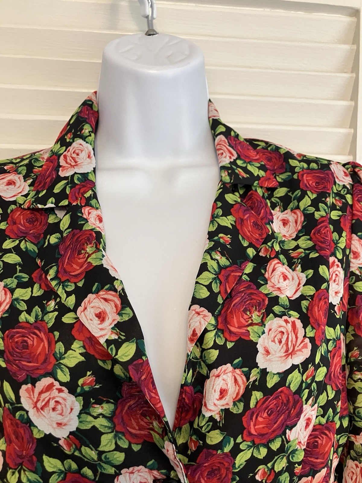 Vintage SZ 10 BETSEY JOHNSON Y2K Retro 80’s Cabbage Rose Romance Mini Dress