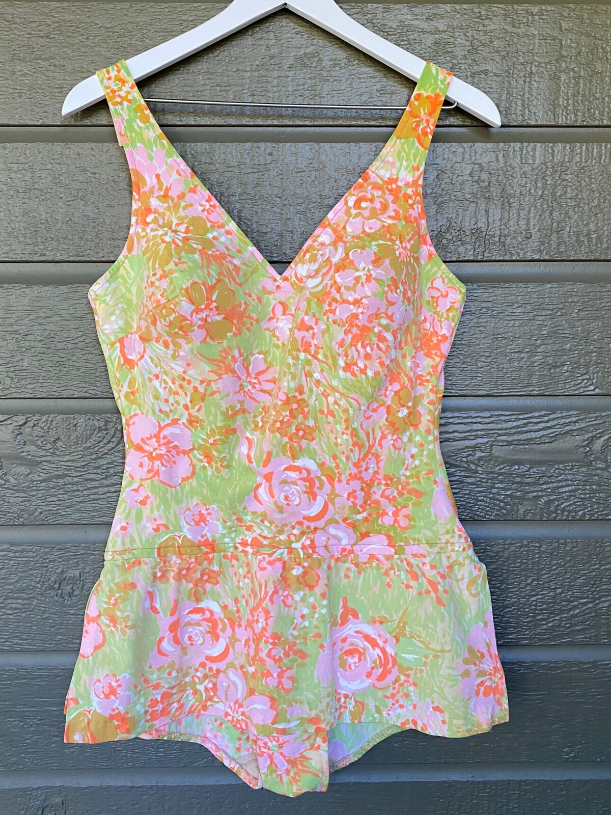 Vintage Perfection Fit by Roxanne Swimming Suit w/ Skirt Floral Sz 16 / 38