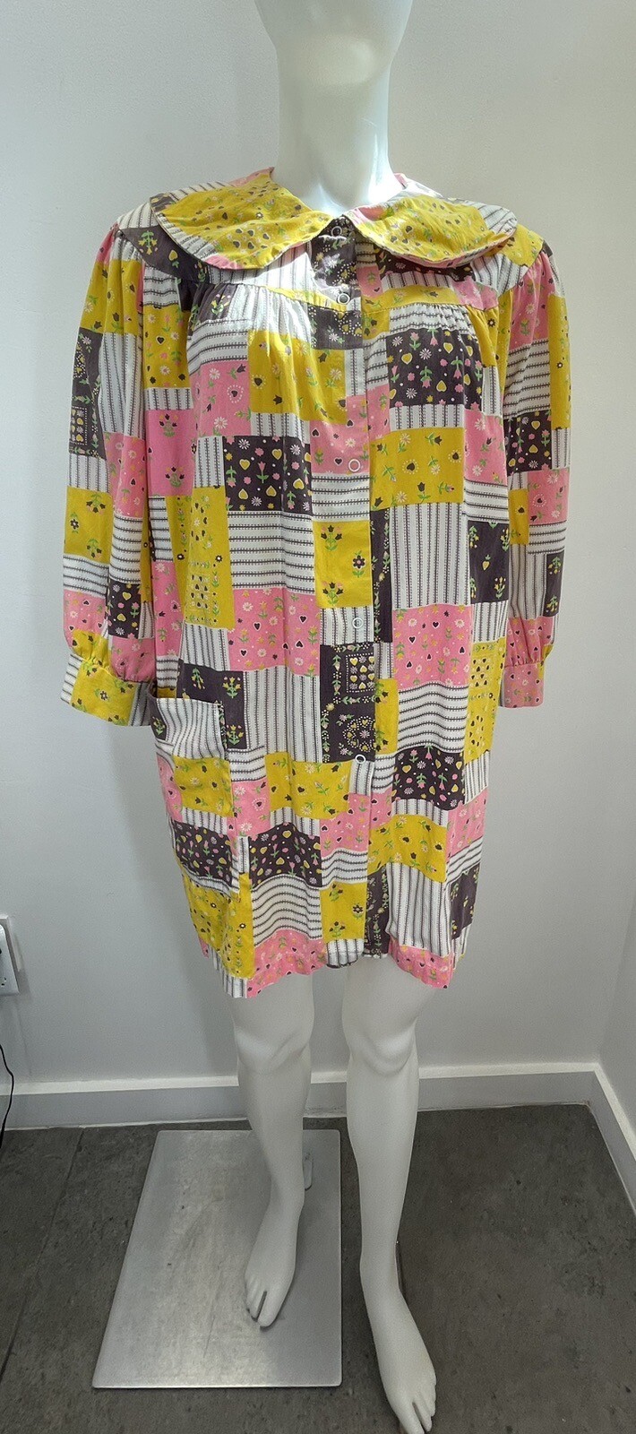 VTG 60s Mini Dress Baby Doll Peter Pan Collar Patchwork PRINT Cotton One Size
