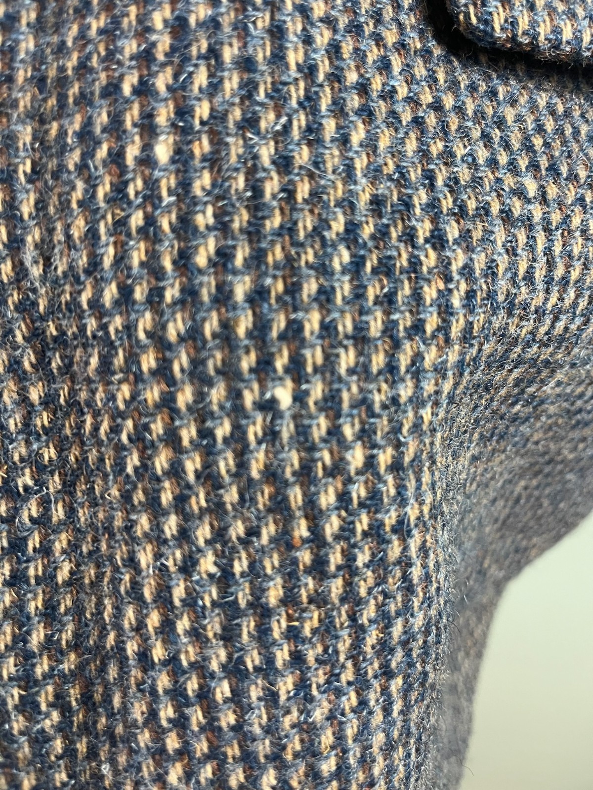 Vintage Mark E 100% Wool Wilshire Tweed Scotland Grey Blue Tan Blazer USA