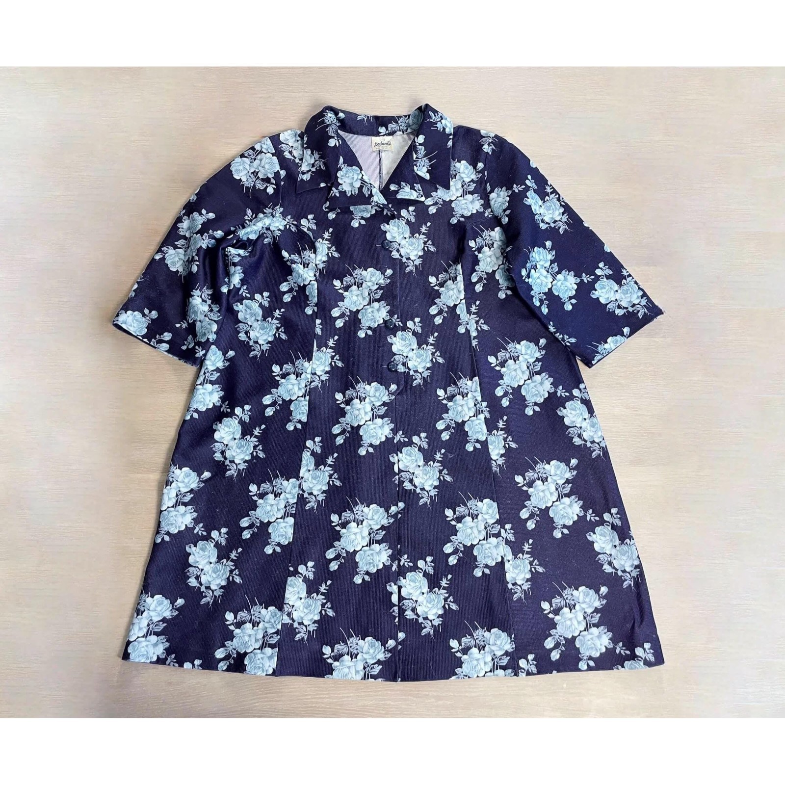 Vintage 70s Floral Print Shirt Dress – Barbarella Navy Blue XL
