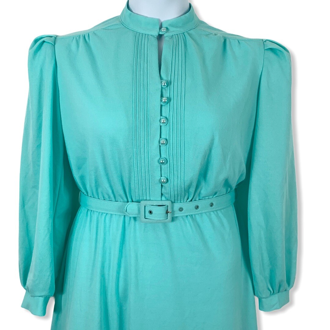 Vintage Dress 10P The Shirtdress Pleated Shoulders Button Top Belted Mint