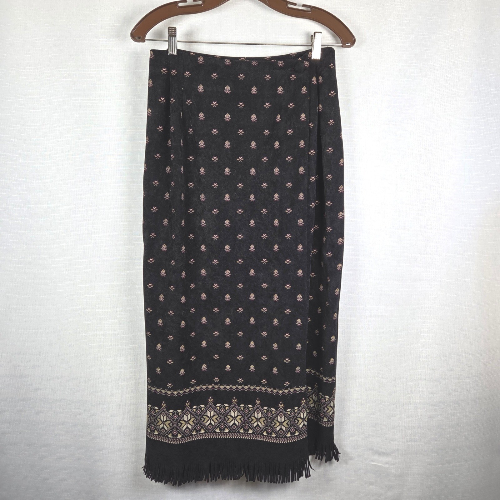 VTG Karin Stevens Petites Black 2 Piece Skirt Suit Women’s 10P Fringe Hem Velvet