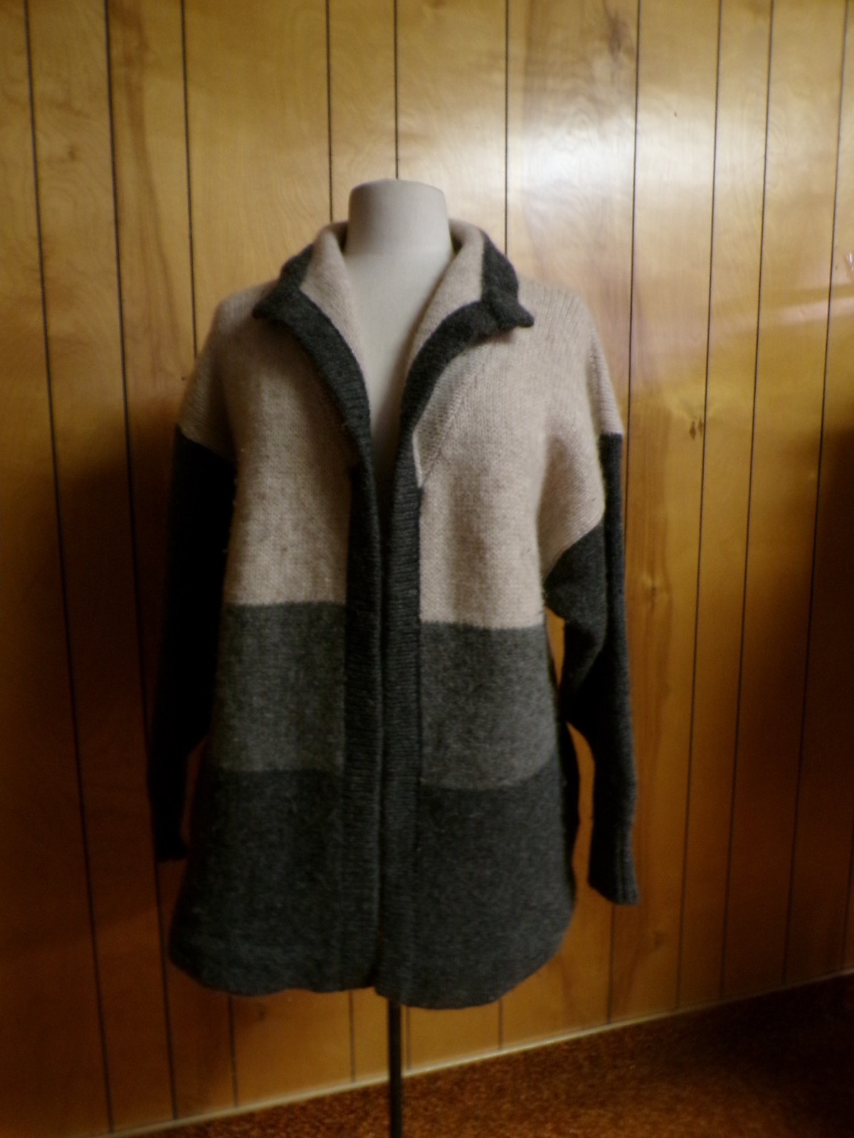 Vintage LE ROY KNITWEAR Wool Cardigan Sweater Size Large