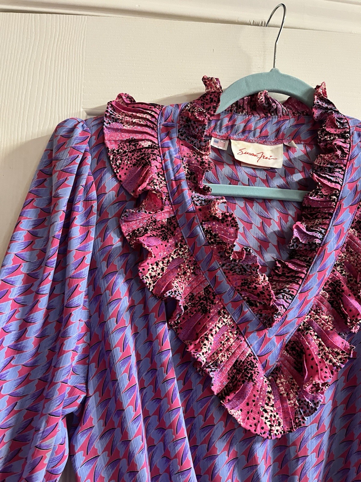 Fabulous Vintage Susan Freis Top Size S