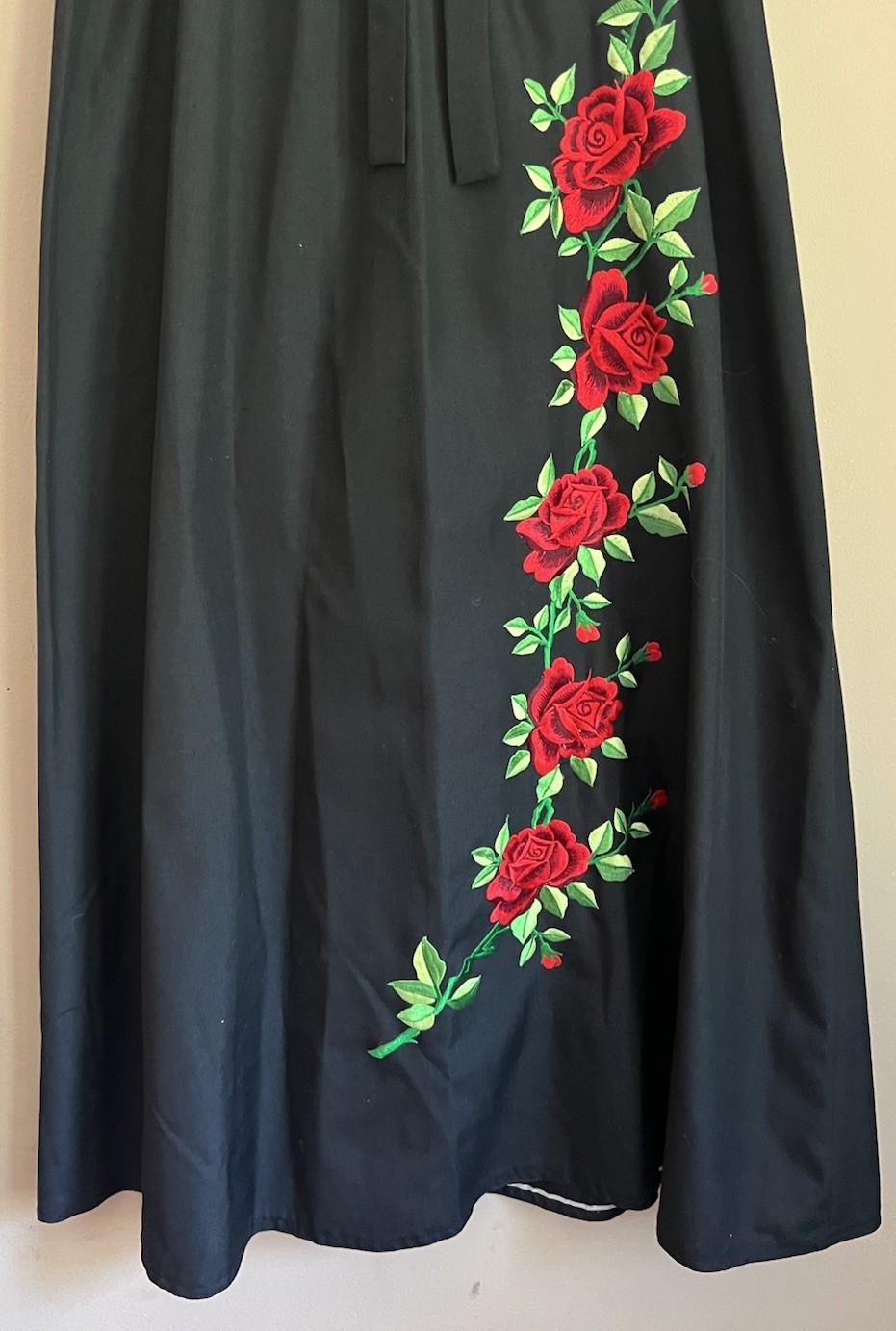 Vintage Maxi Skirt Wrap Boho Rose Embroidered 60s 70s Womens Size Small 4 6 Long