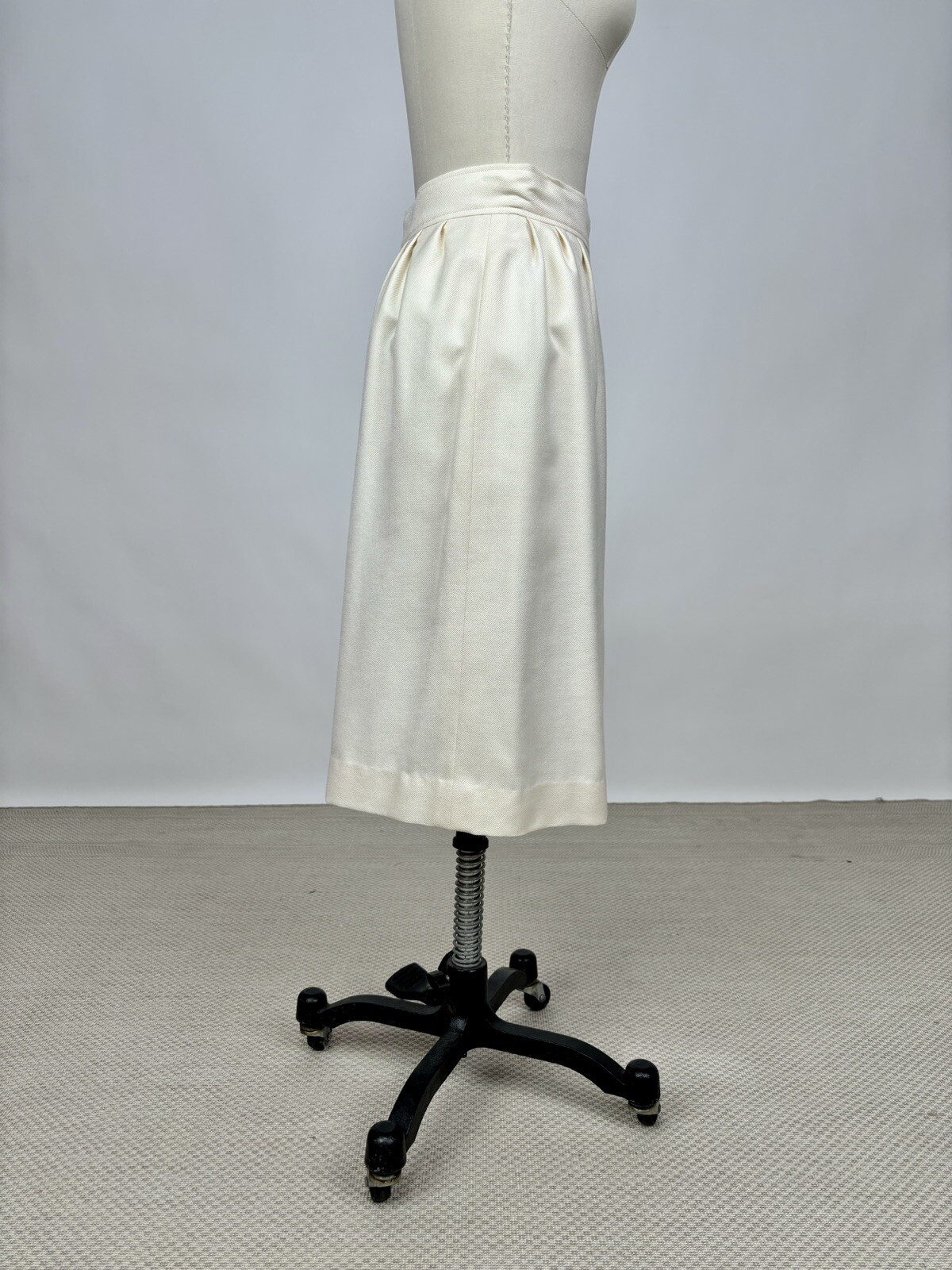 Vintage 1980s White Wool Rayon Courreges Paris Pencil Skirt Acetate Lining