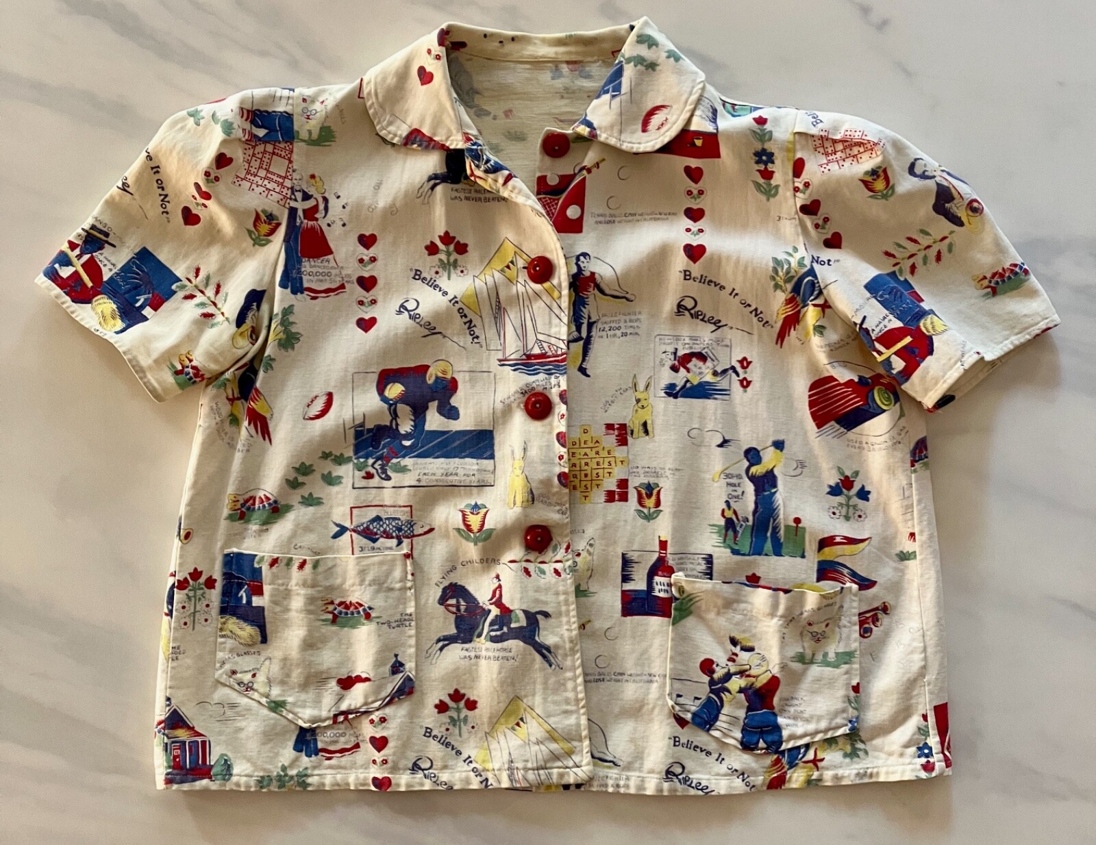 Amazing Vintage Ripley’s Believe it or Not Print Novelty Print Shirt 40s