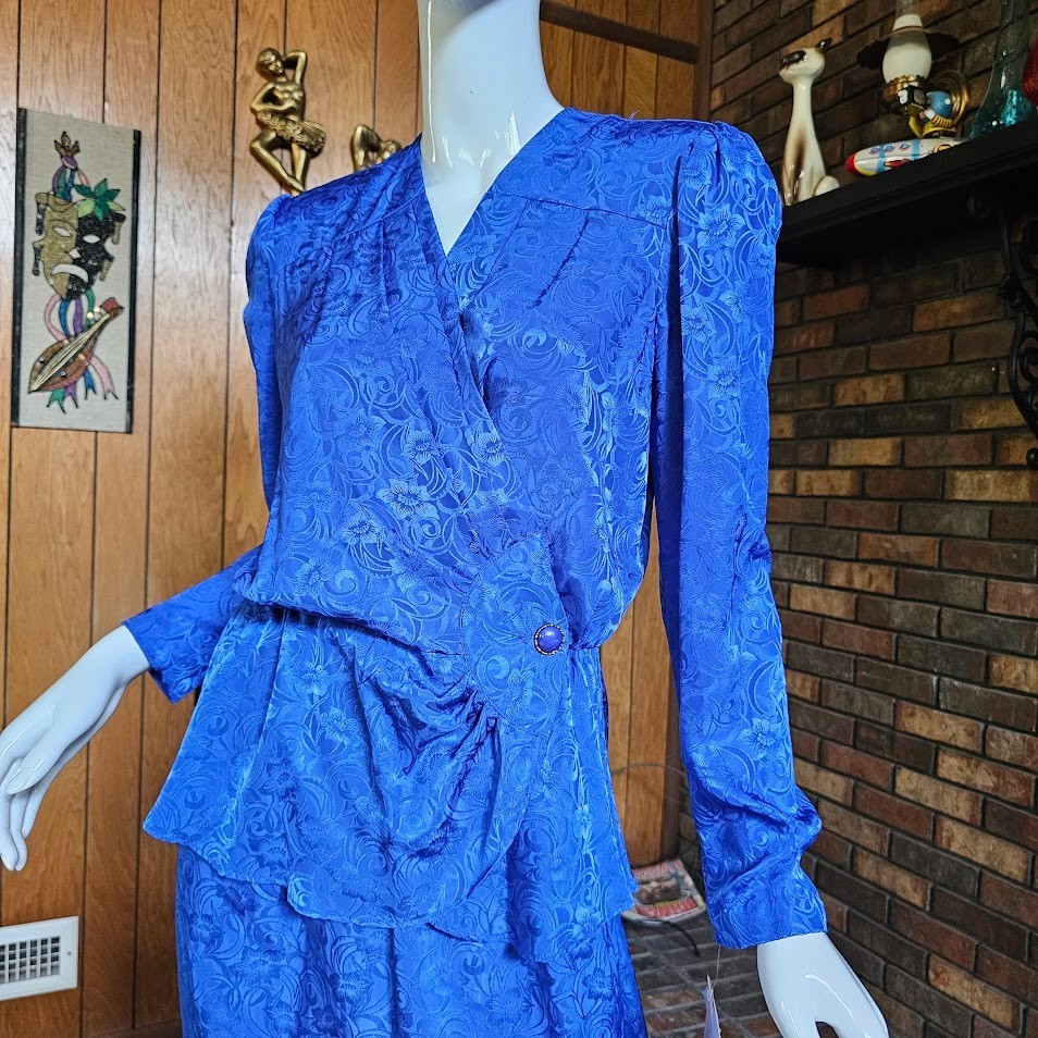 Vtg NOS 80s Sapphire Blue Jacquard Plunging Surplice Peplum Power Suit Dress M