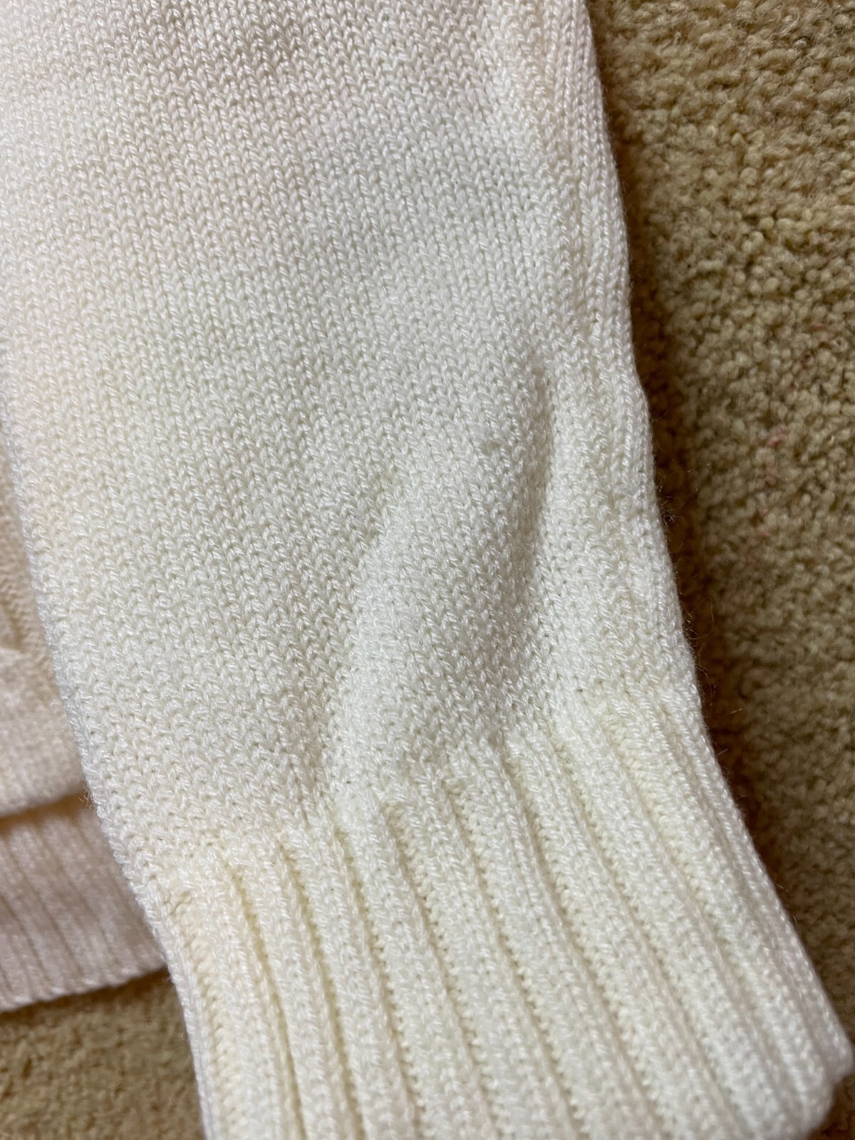 Vintage 1960s Ivory Mid Century Cable Knit Acrylic Button Up Cardigan Sweater S