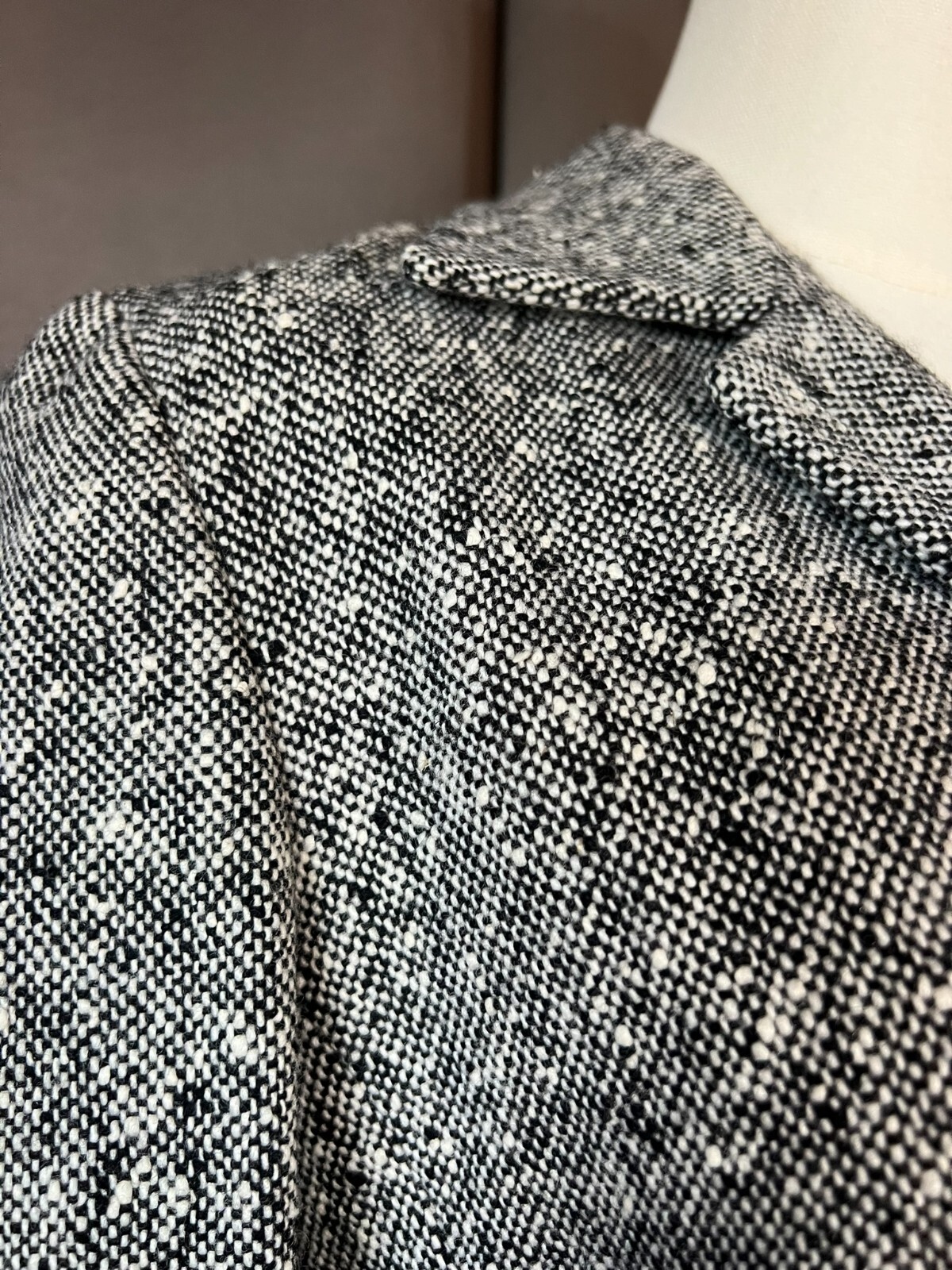 French Philippe Adec Vintage Women’s Fitted Crop Wool Blazer Beautiful Condition