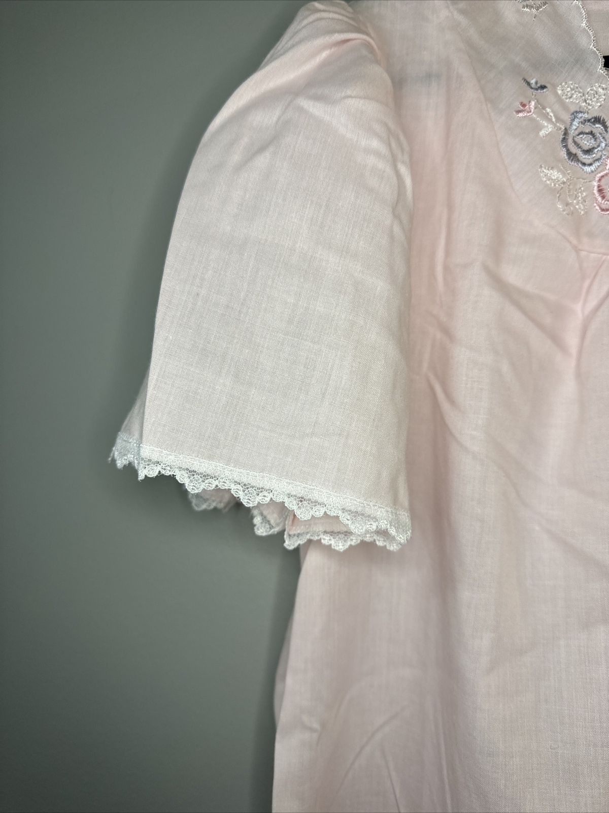 NWT Vintage Simply Basic Light Pink Polyester/Cotton Nightgown Embroidered M USA