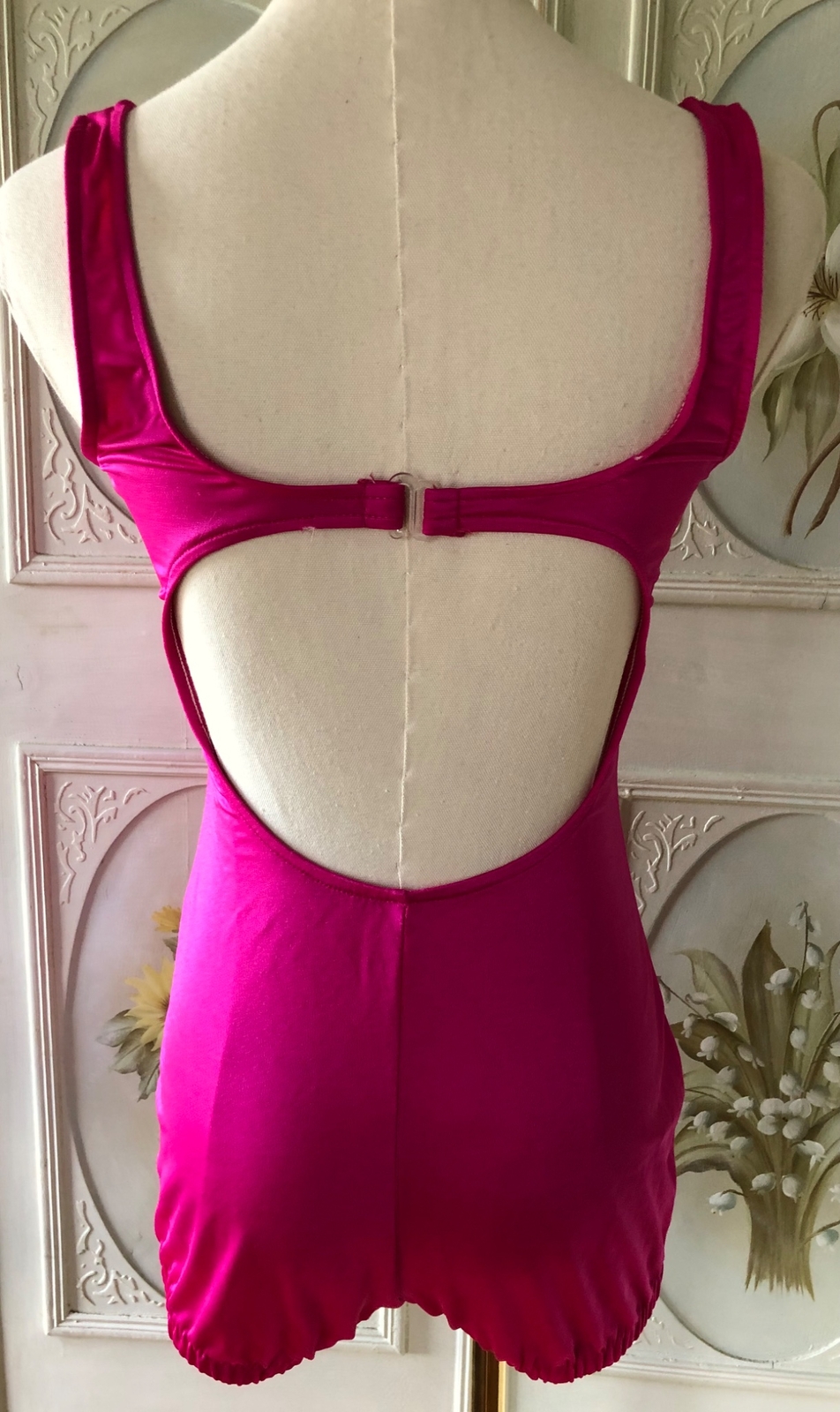 VTG MAXINE HOLLYWOOD FUCHSIA PINK BATHING BEAUTY STRUCTURED SWIM SUIT USA 12 GUC