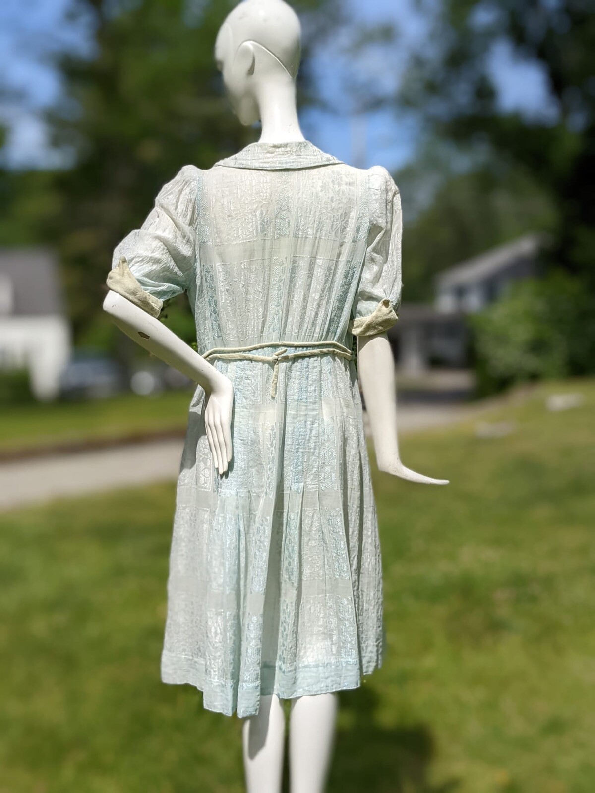 SWEET 1930’S SHEER SILK & COTTON DAMASK DRESS W BLONDE WOOL FRONT