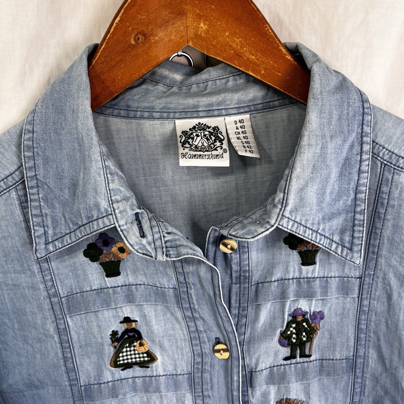 Hammerschmid Vintage Chambray Shirt Womens Size 40 German Cotton Embroidered