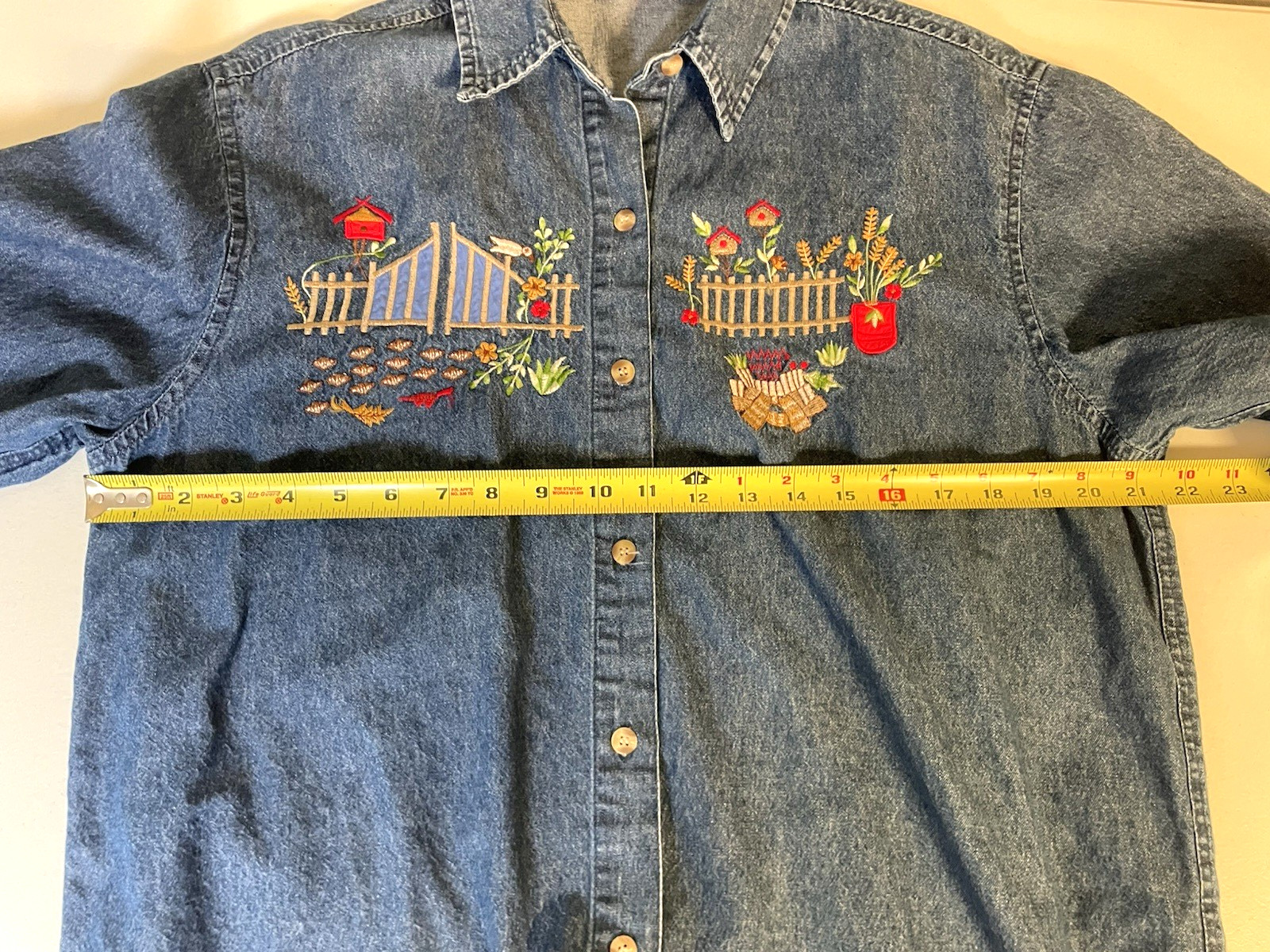 VTG Women’s Shirt XL Embroidered Button up Birdhouse Cottagecore Outback Rider