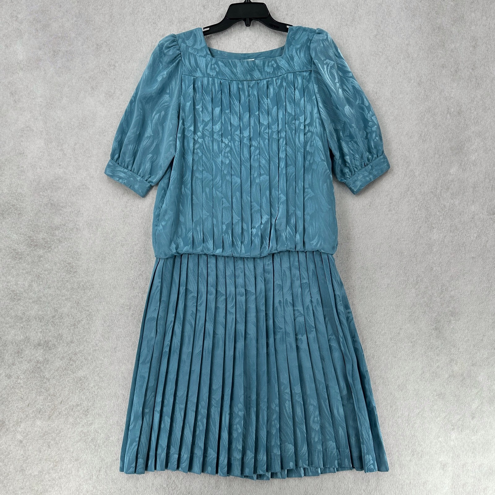 VTG 70s In the Mood Dress 12 Pleated Short Sleeve Satin Embossed Blue Drop Waist