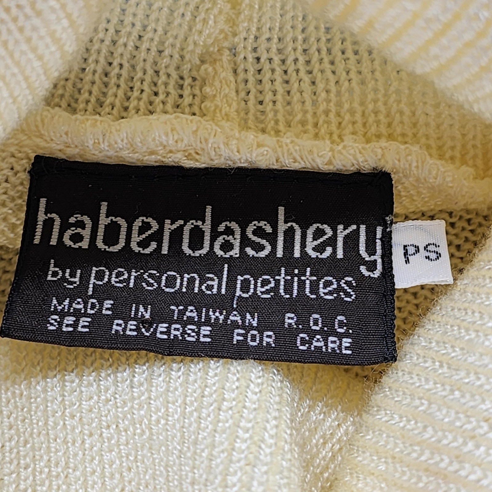 Vintage Haberdashery by Personal Petites Sweater Women PS Ivory Pearl Turtleneck
